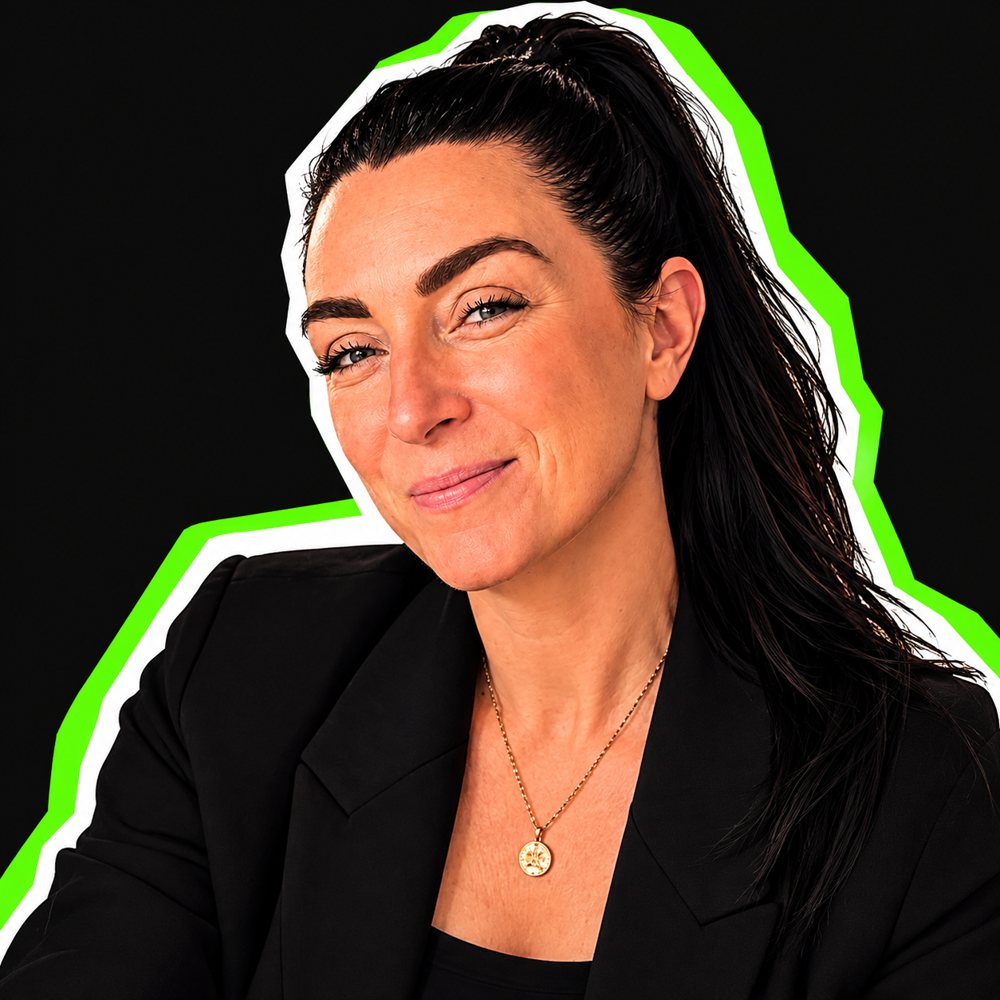 Sabrina Fischäß im schwarzen Blazer, Projektschmiederei